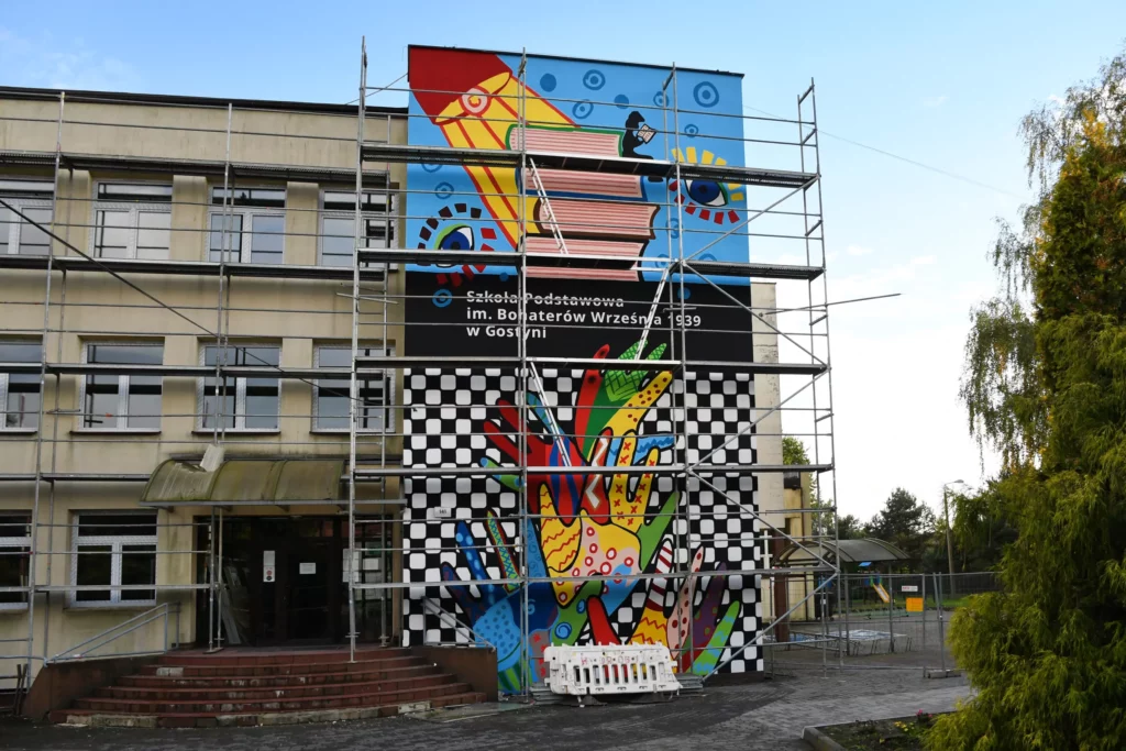 Mural, Szkoła Podstawowa w Gostyni